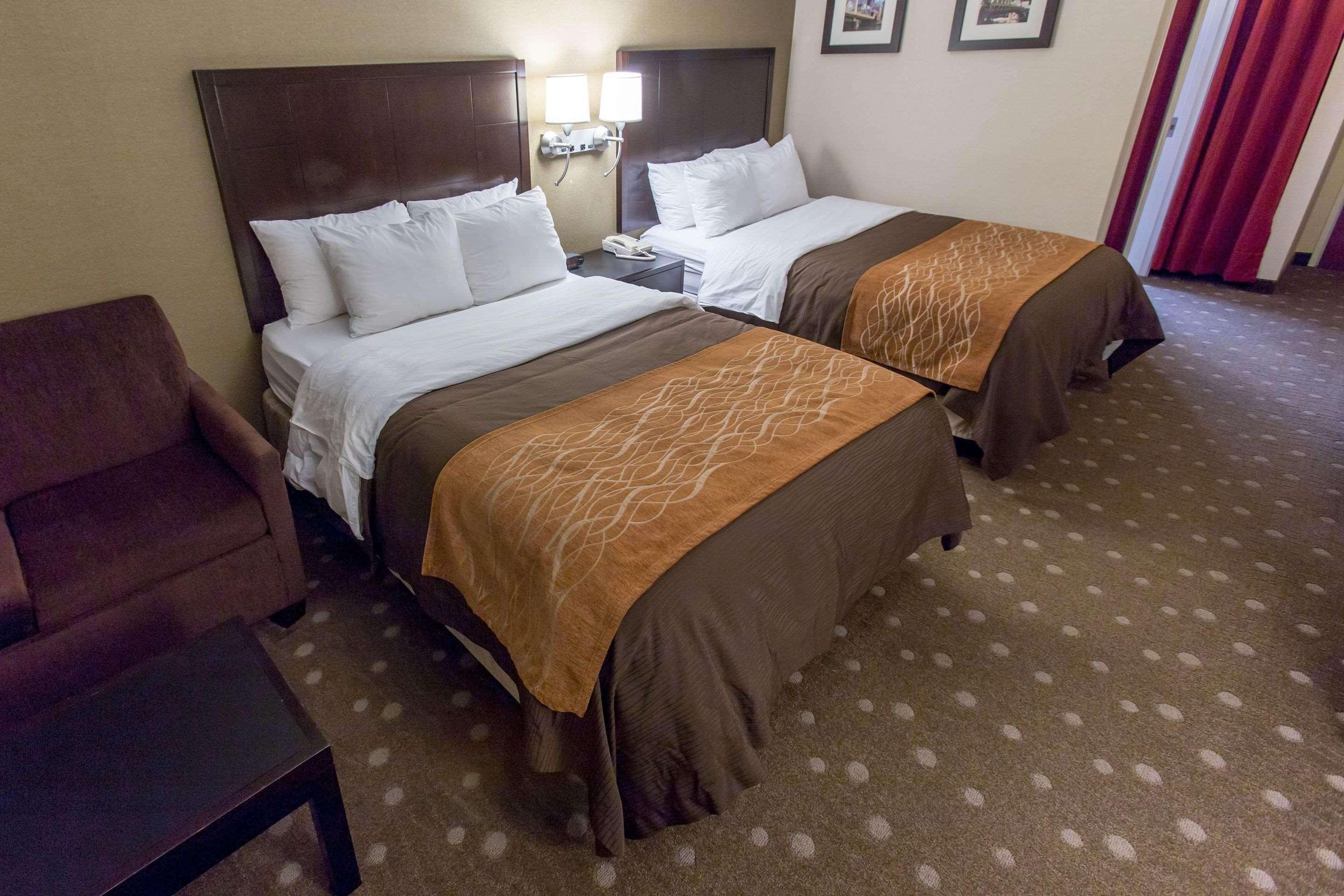 Comfort Inn Crafton Exterior photo