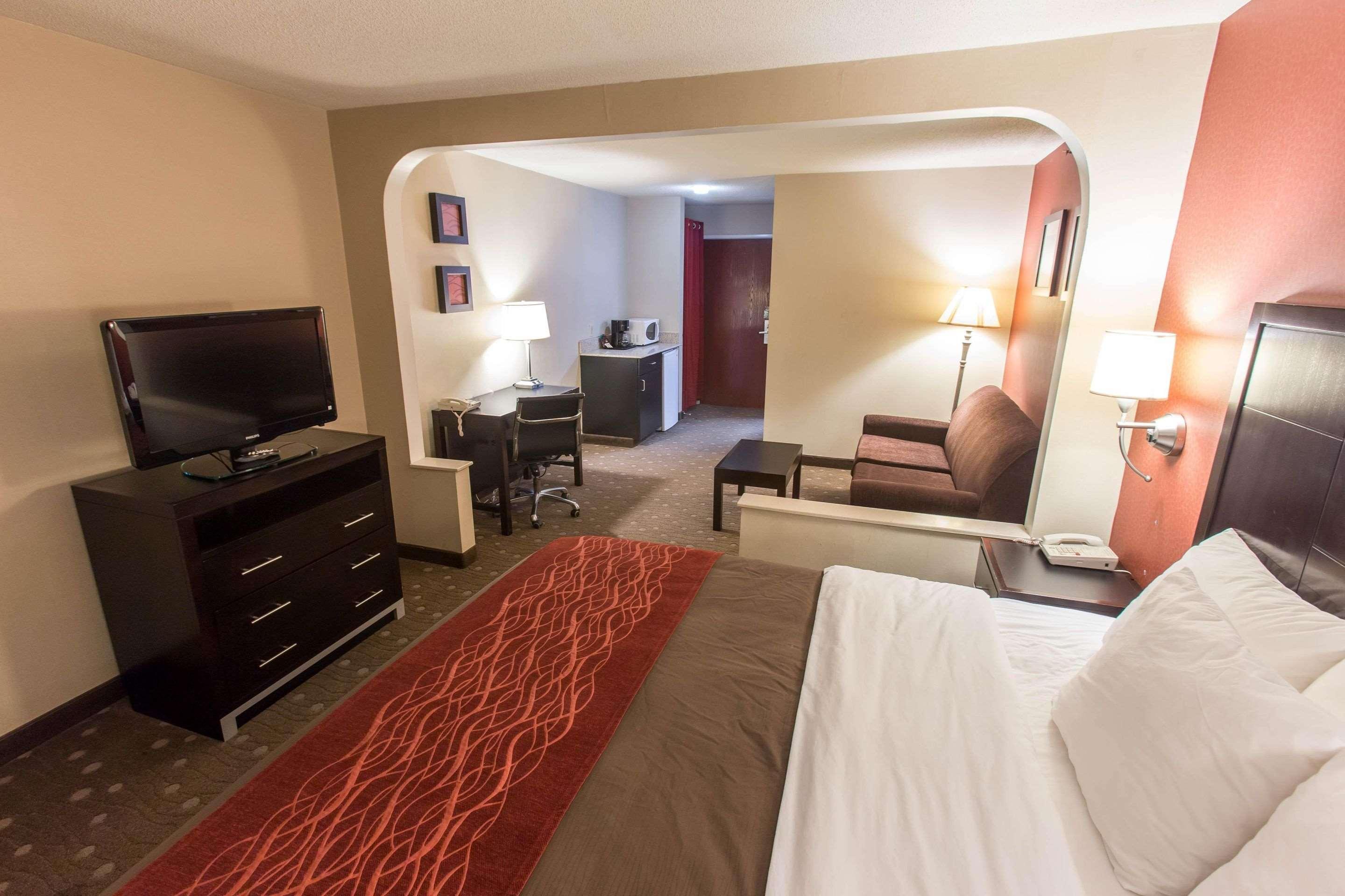 Comfort Inn Crafton Exterior photo